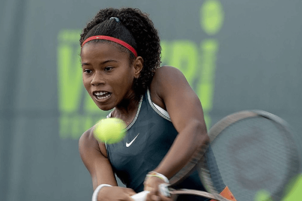 Ex-técnico de Serena Williams elogia jovem promessa brasileira