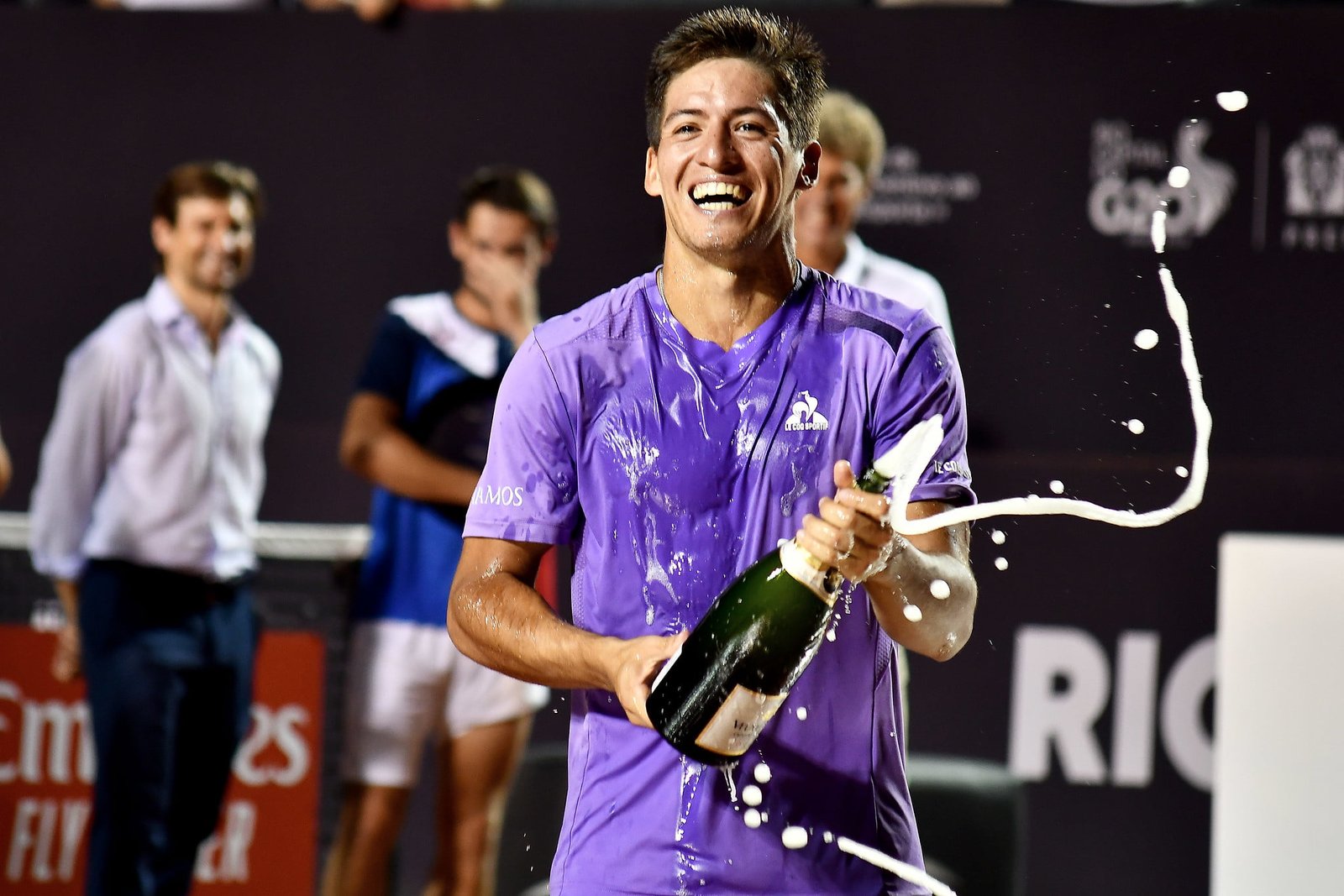 baez vence rio open