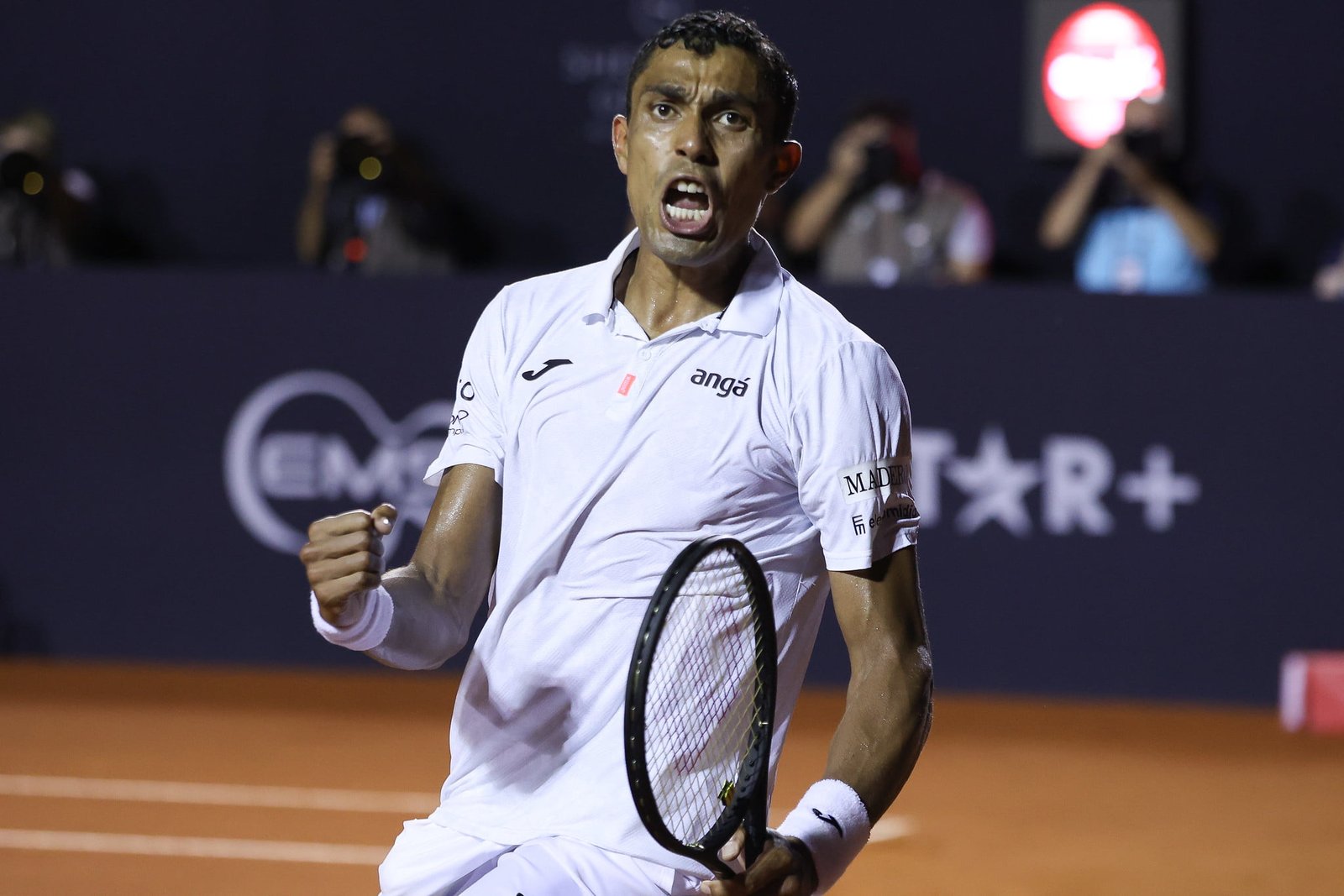 monteiro tsitsipas