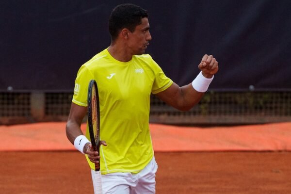 Monteiro se prepara para Roland Garros e quer manter mental forte