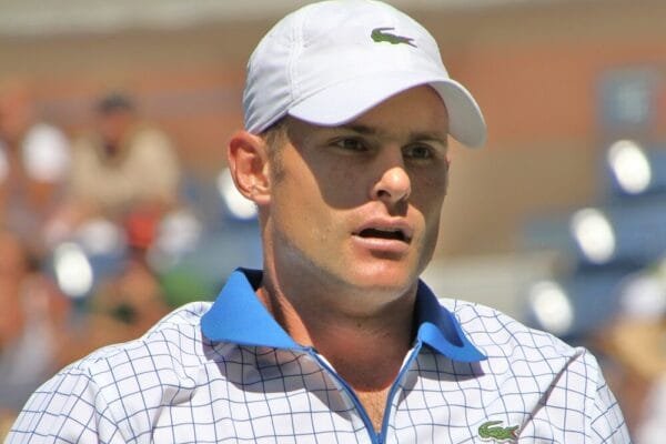 Roddick: “Me irrita que Sinner ganhou 25% da minha carreira numa exibição”