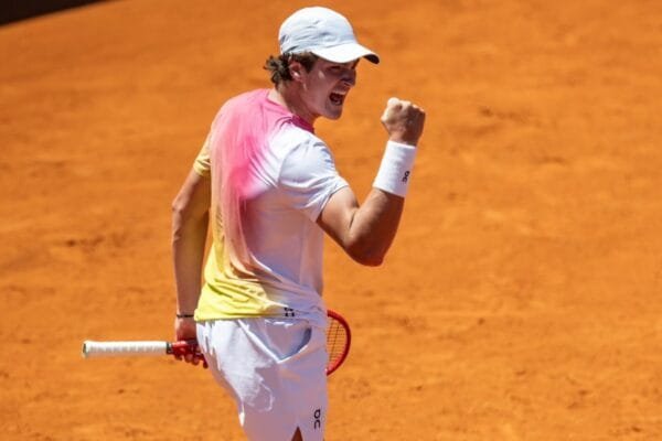 Fonseca vira 9° tenista mais jovem a chegar a uma final de ATP