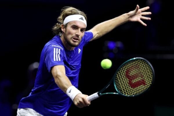 Tsitsipas quebra jejum, vence o ATP de Dubai e volta para o top 10