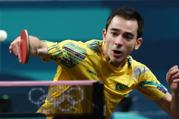 Tênis de mesa: Calderano faz história e é campeão mundial