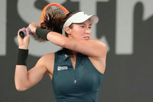 Stefani é campeã nas duplas de Estrasburgo
