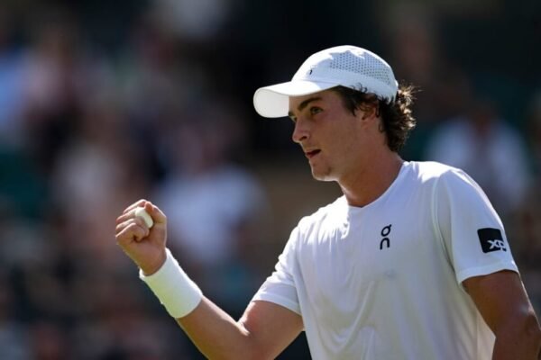 Fonseca vence Bu de virada e avança no Masters de Cincinnati