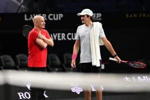 agassi rasga elogios a fonseca