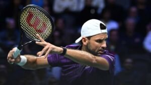 Dimitrov retorna ao circuito