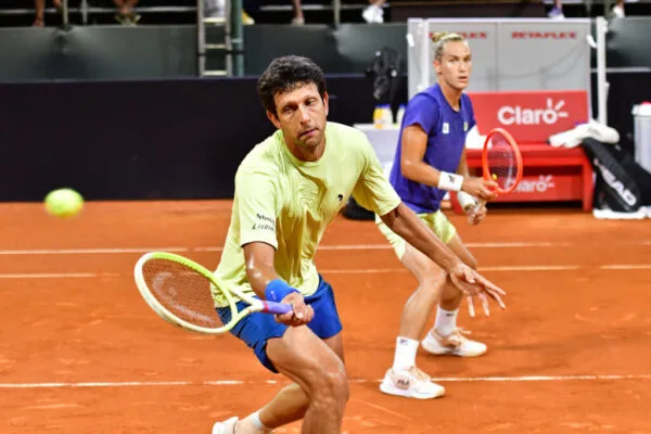 Melo encerra parceria com Matos e vai jogar com Romboli em 2026