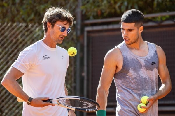 Ferrero diz que rompeu com Alcaraz por questão de “princípios”