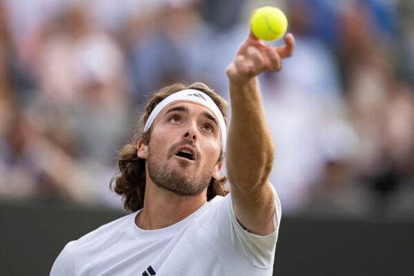 Tsitsipas pensou em desistir do tênis após US Open. “Fiquei 2 dias sem andar”