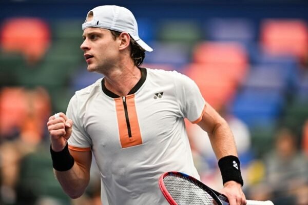 Bergs e Mertens garantem vitória da Bélgica na United Cup e vaga na semifinal