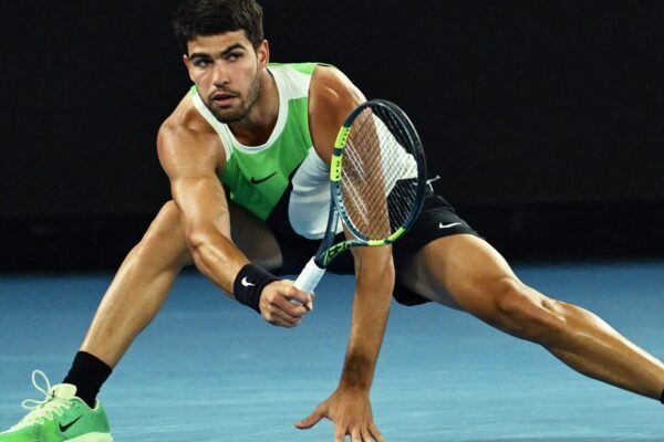 Alcaraz vence Zverev no Australian Open e fica a um passo do ‘career Slam’