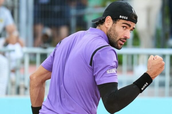 Berrettini desiste do Australian