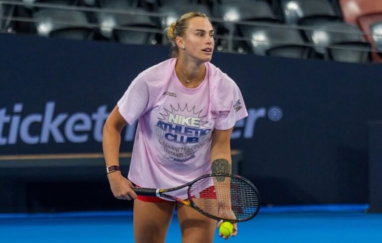 Sabalenka critica o calendário