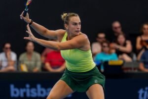 sabalenka vence muchova em brisbane