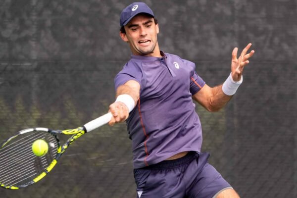 Quem é Eliot Spizzirri