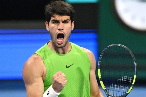 Alcaraz enfrenta Rublev nas semis de Doha. Horário e onde assistir