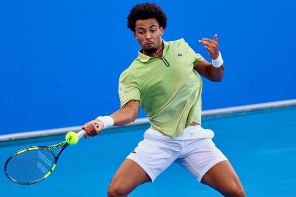 ATP de Dubai tem desistência de última hora