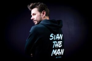 wawrinka vence na estreia de roterdã