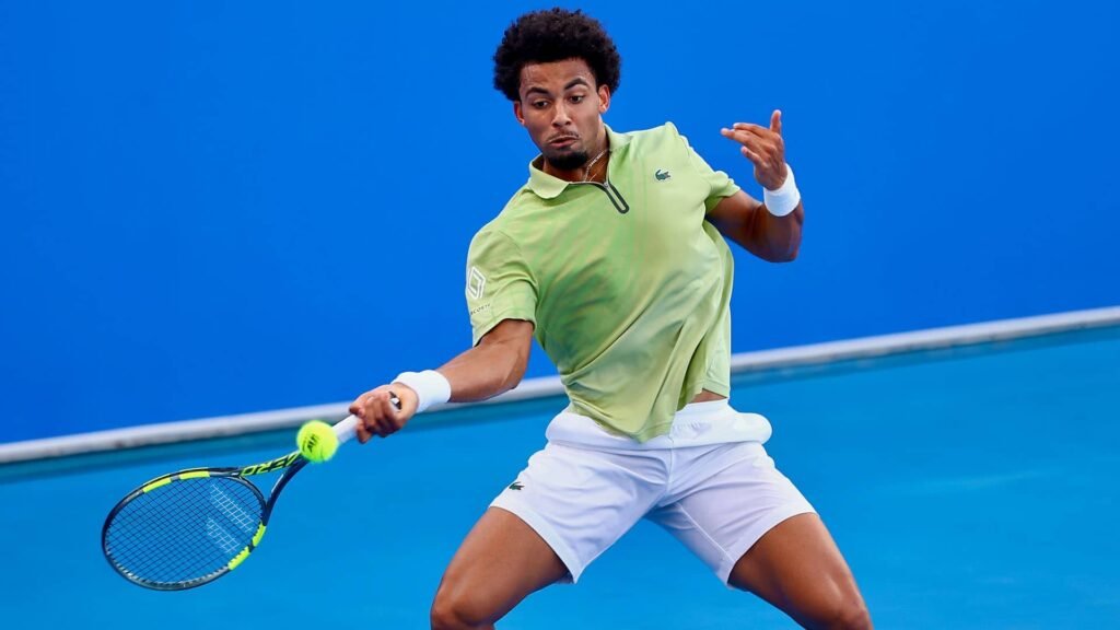 fils vence tsitsipas