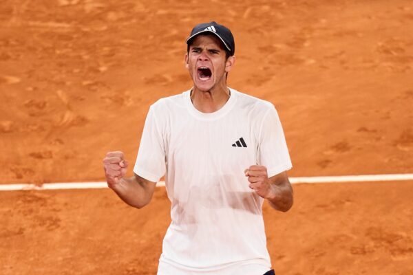 Toni Nadal aposta alto em Jódar: “Não me surpreenderia vê-lo no top 10”