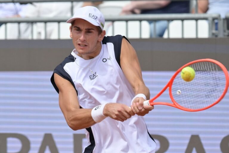 arnaldi vence de minaur roma