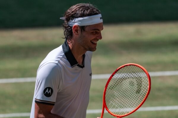 Fritz também desiste de Eastbourne, que está cada vez mais esvaziado
