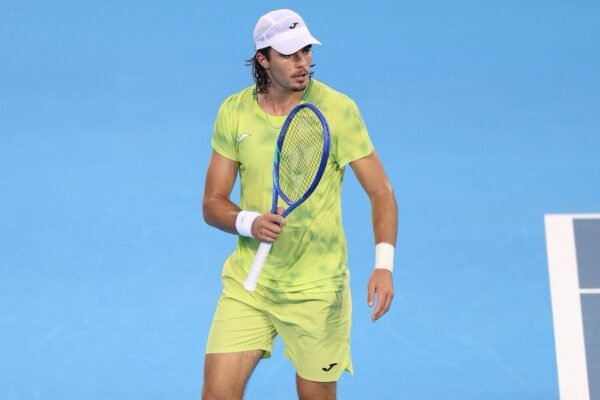 Faria surpreende Shelton em Cincinnati; americano sofrerá consequências no ranking